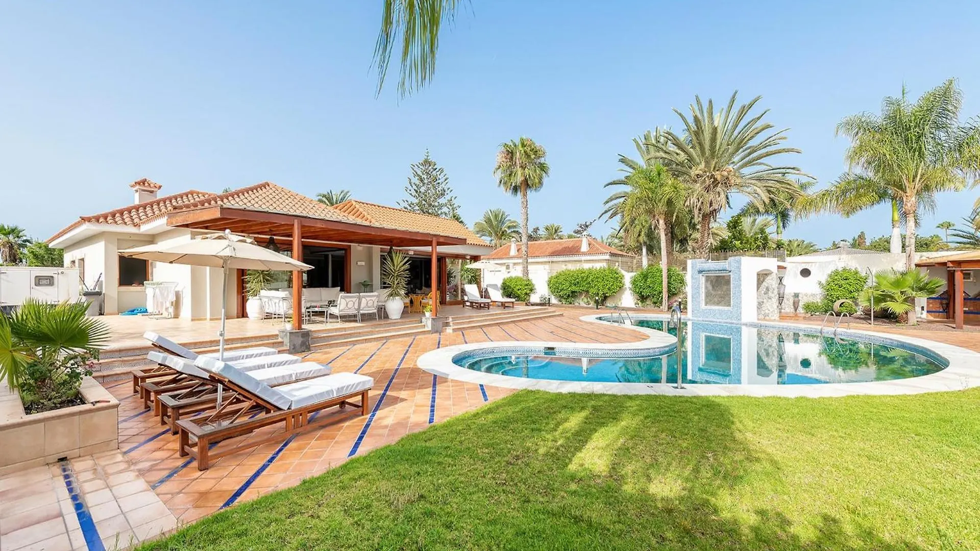 Alpehytte Charming Bungalow With Pool In Maspalomas San Bartolomé