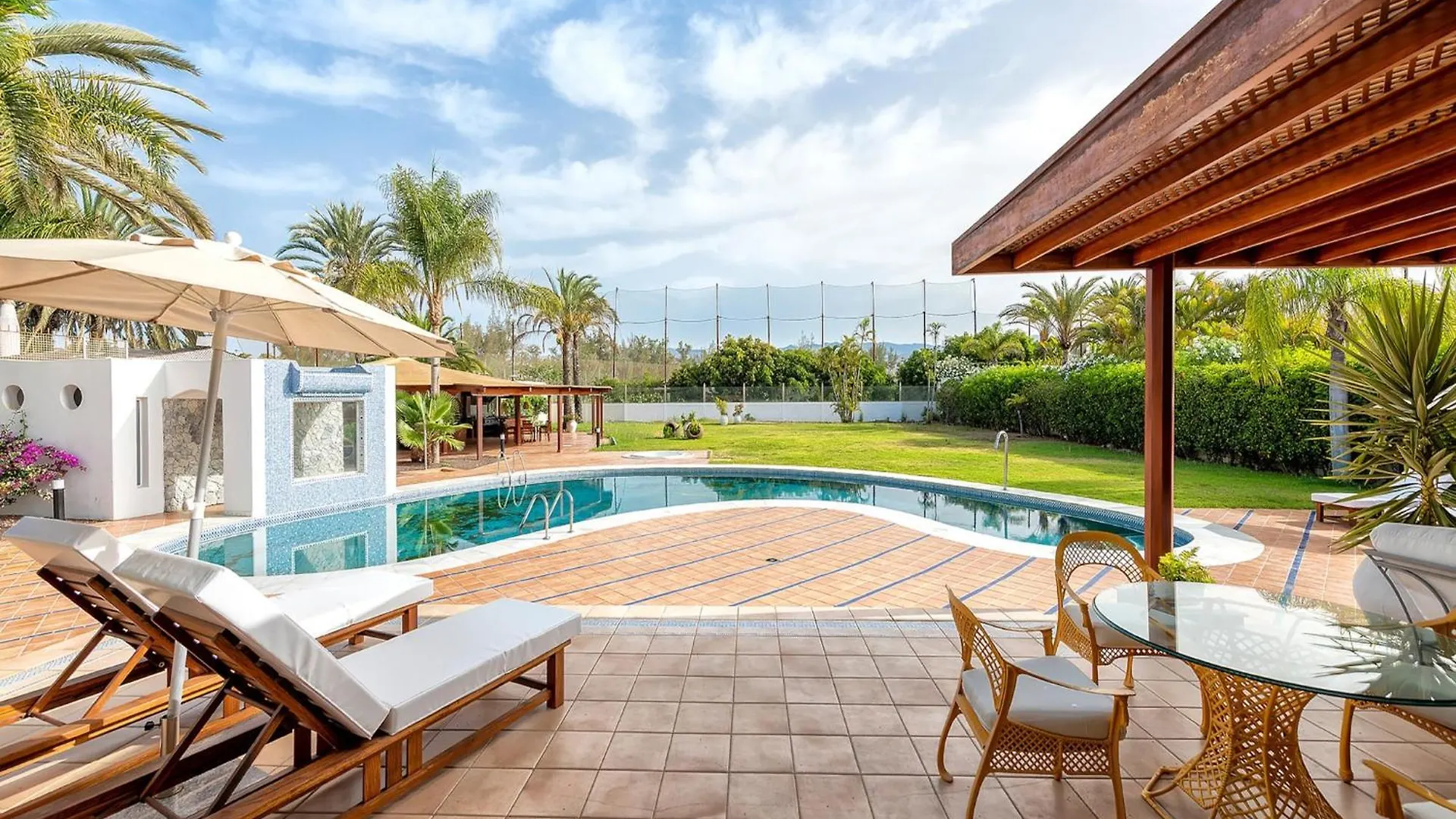 Charming Bungalow With Pool In Maspalomas San Bartolomé